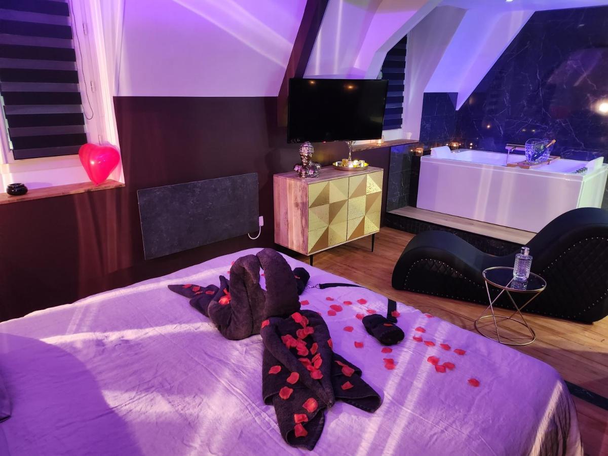 Caen, Tu M'Aimes - Suite Romantique Dış mekan fotoğraf